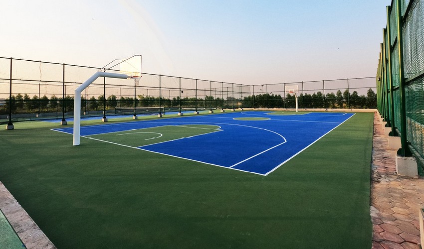 construction of a basketball court in school